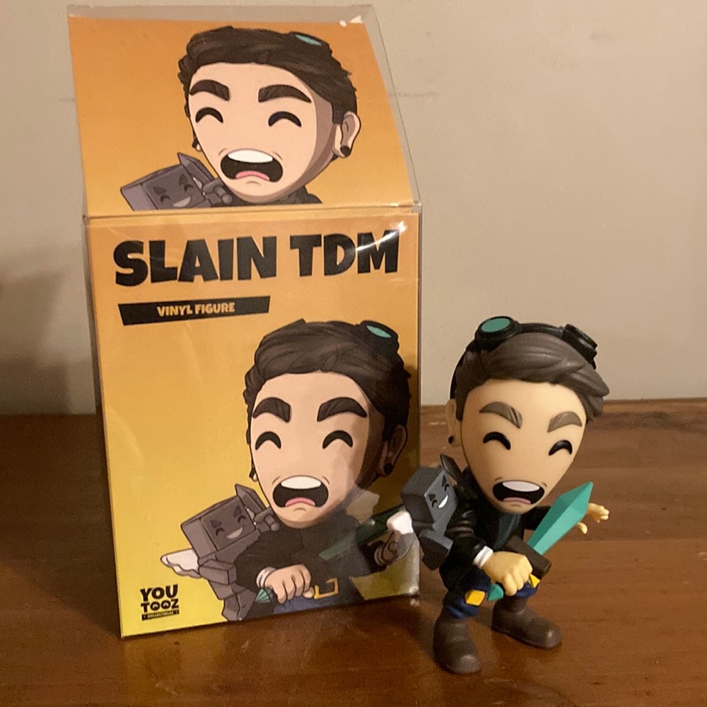 Dan TDM Vinyl Figure